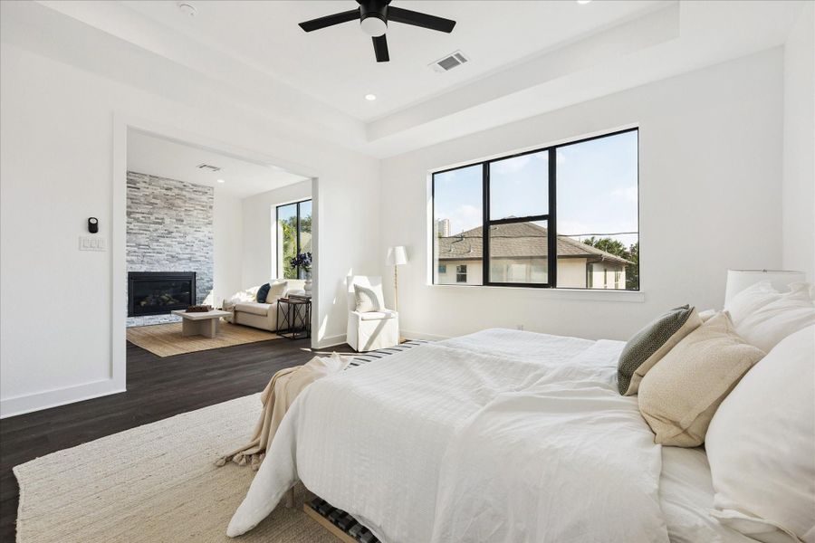 Furnished interior view inside a new home in , Houston (Image 8).