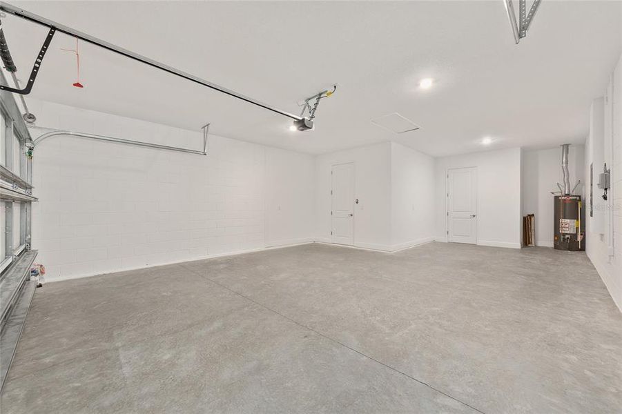 Spacious, unfurnished interior of a new home in , Ocala (Image 35). Spacious, unfurnished interior of a new home in , Ocala (Image 35).