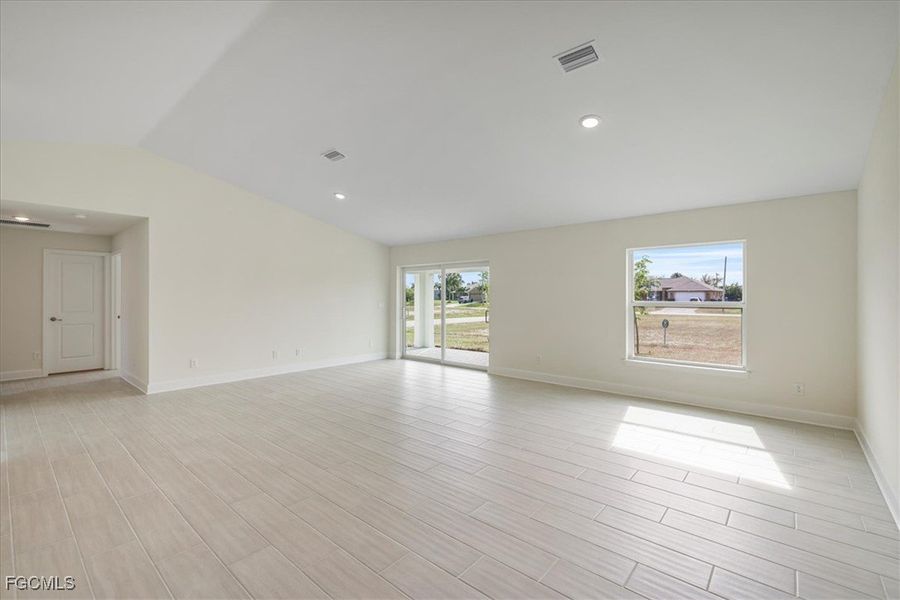 Spacious, unfurnished interior of a new home in Cape Coral, Cape Coral (Image 15). Spacious, unfurnished interior of a new home in Cape Coral, Cape Coral (Image 15).