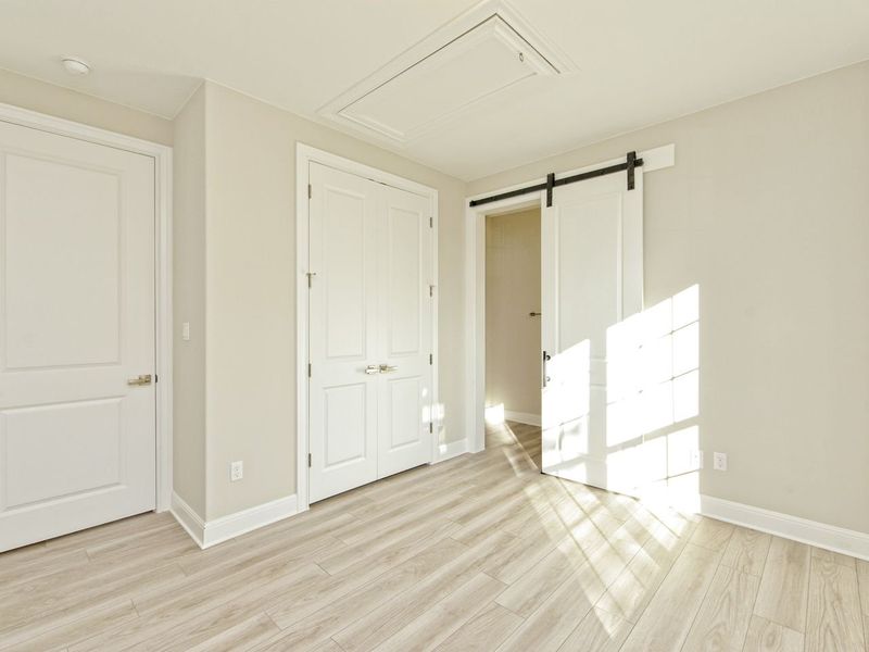Representative unfurnished interior of a home built from the Casita by Giddens Homes in Whispering Wind, Bertram (Image 56).