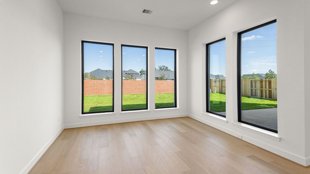 Spacious, unfurnished interior of a new home in Sienna, Missouri City (Image 10). Spacious, unfurnished interior of a new home in Sienna, Missouri City (Image 10).