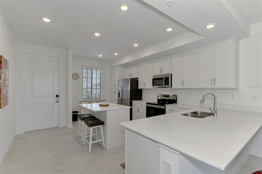 Furnished interior view inside a new home in , Venice (Image 25).
