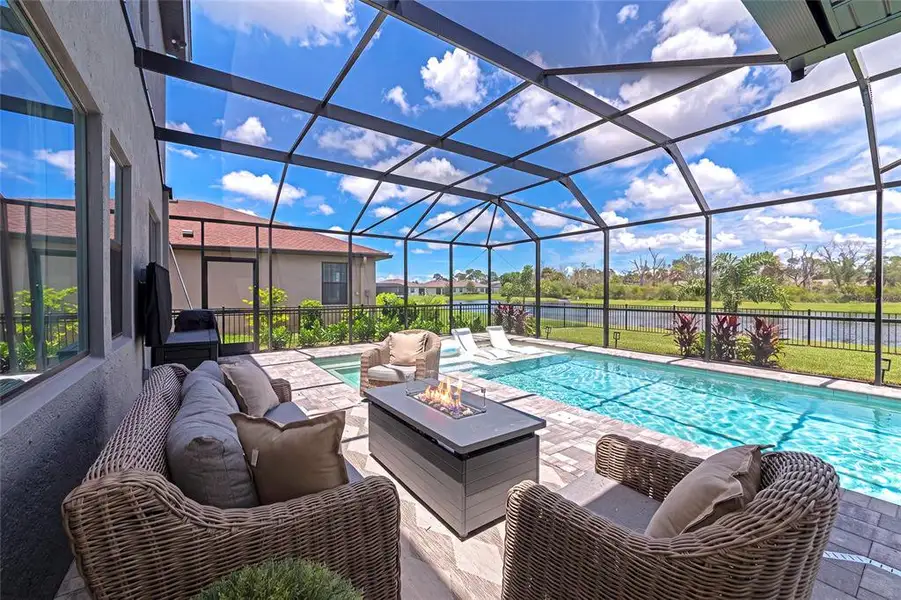 Exterior details and patio area of a home in , Parrish (Image 4).