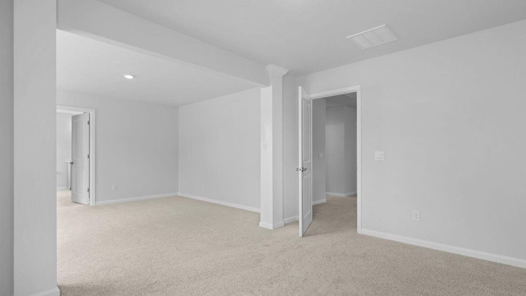 Spacious, unfurnished interior of a new home in Founders Corner, Lincolnville (Image 21).