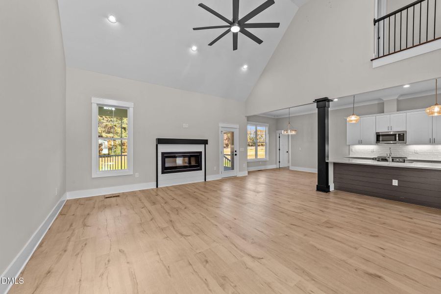 26-web-or-mls-VB4A3023