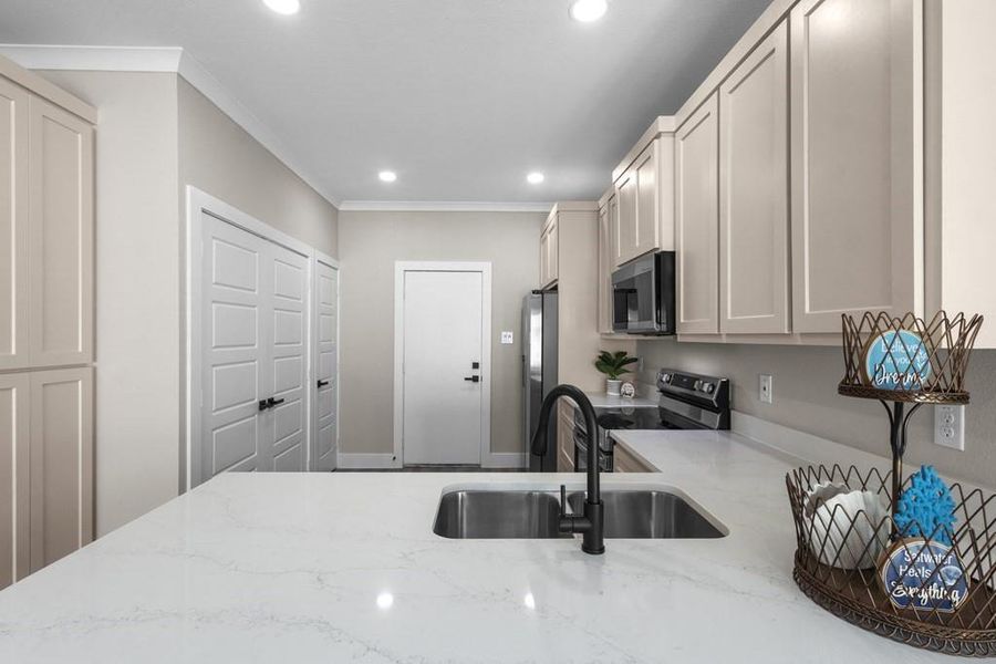 Furnished interior view inside a new home in , Mabank (Image 13).