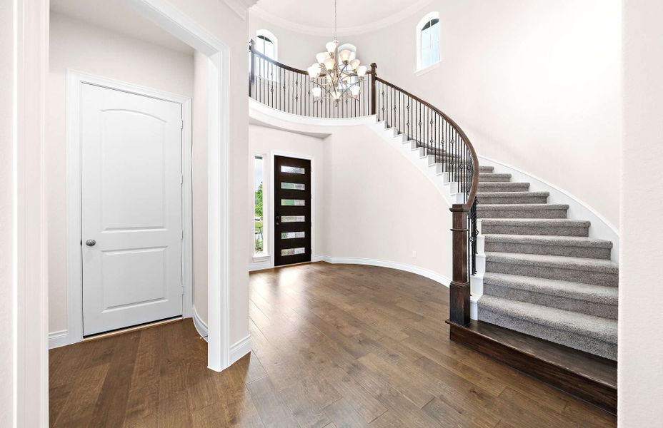 Representative unfurnished interior of a home built from the 4094 by Ravenna Homes in Artavia 70′, Conroe (Image 20).
