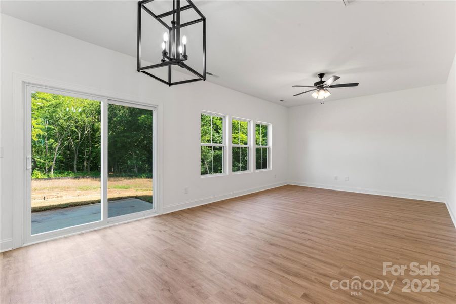 Spacious, unfurnished interior of a new home in , Harrisburg (Image 28).