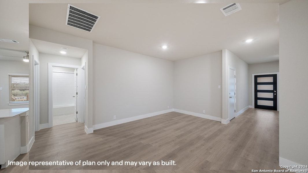 Spacious, unfurnished interior of a new home in Riverstone at Westpointe, San Antonio (Image 20).