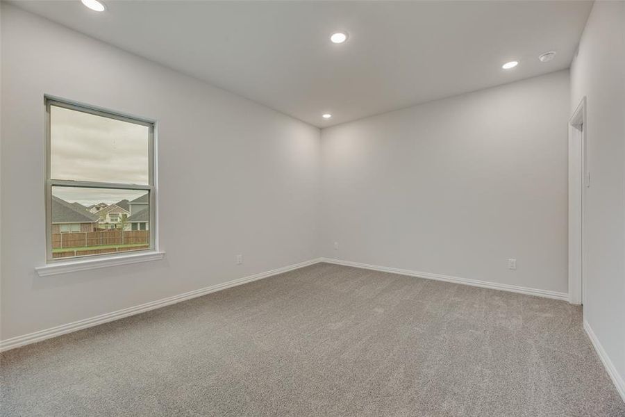 Spacious, unfurnished interior of a new home in Valencia On The Lake, Little Elm (Image 25).