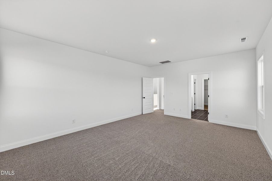 25 -88 tennyson drive, interior, primary 25 -88 tennyson drive, interior, primary