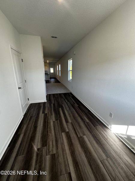 Spacious, unfurnished interior of a new home in , Palm Coast (Image 6).