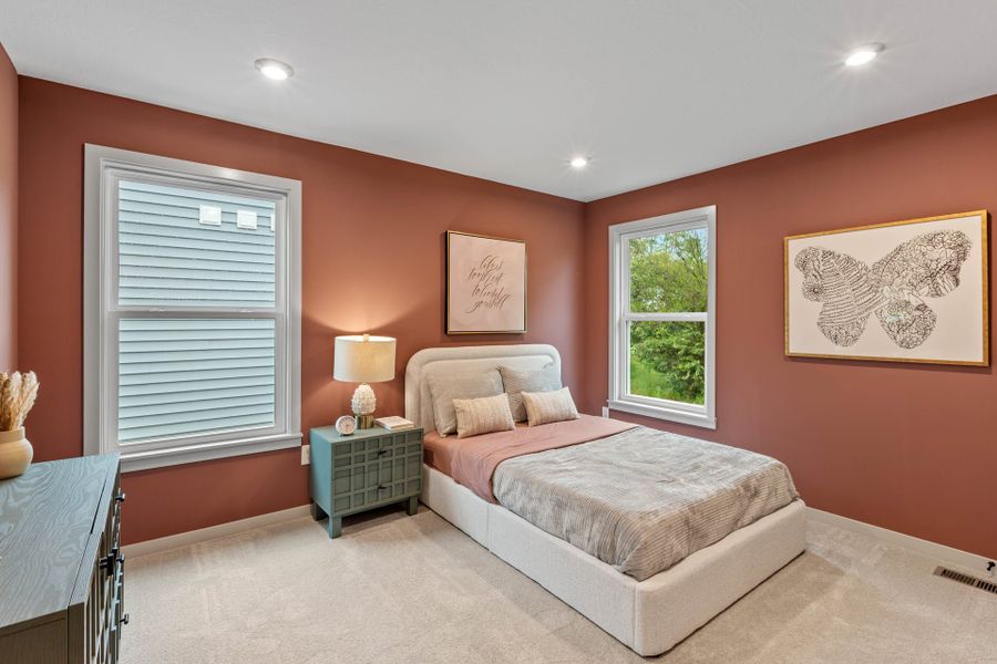 Representative furnished interior of a home built from the Fairfax by Fischer Homes in Bridle Run, Louisville (Image 28).