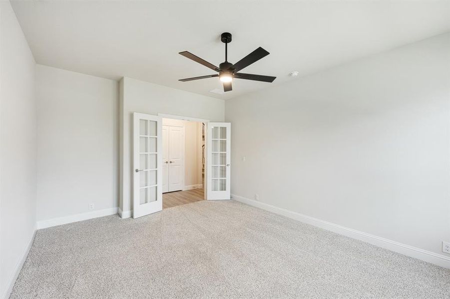 Spacious, unfurnished interior of a new home in Star Ranch, Godley (Image 26).