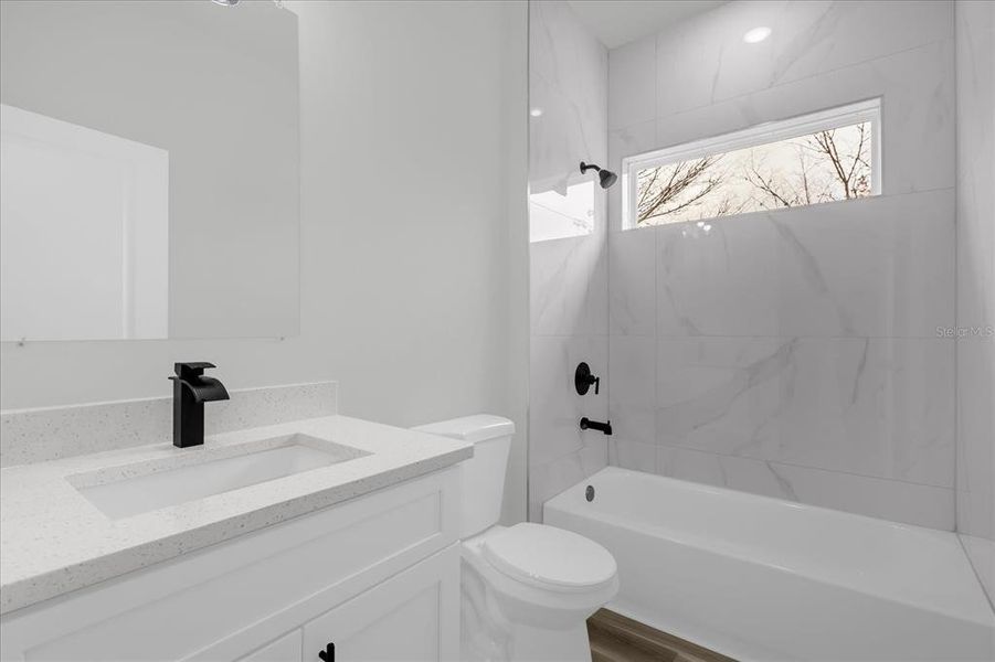 Furnished interior view inside a new home in , Ocala (Image 8).