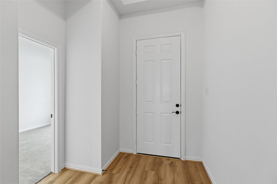 Spacious, unfurnished interior of a new home in Aldeana, Bonney (Image 20).