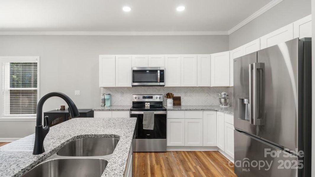 Furnished interior view inside a new home in , Kernersville (Image 6).