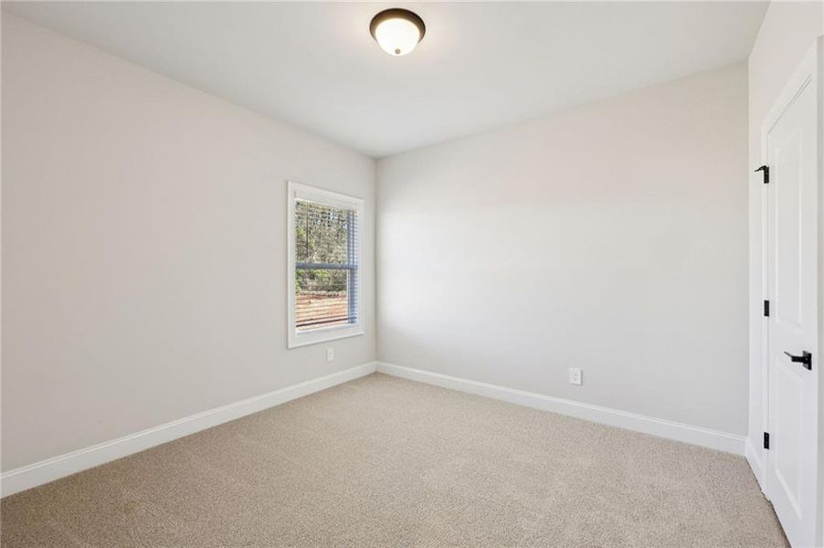 Spacious, unfurnished interior of a new home in River Pointe, Monroe (Image 25).