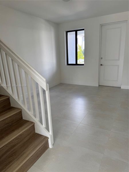 Spacious, unfurnished interior of a new home in , Homestead (Image 8).