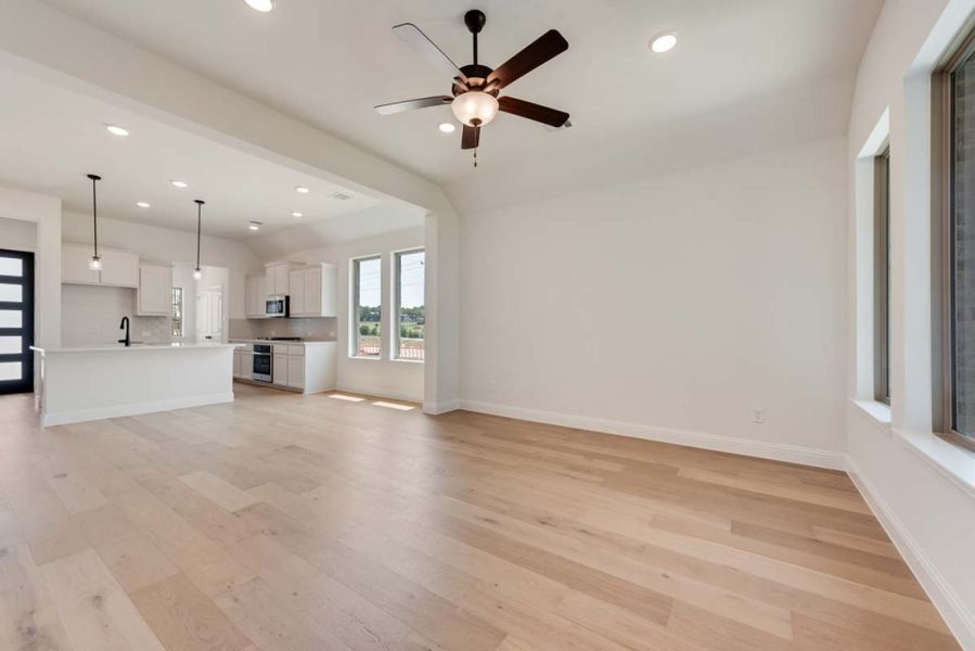 Representative unfurnished interior of a home built from the Granary by Pacesetter Homes in La Terra at Uptown Celina, Celina (Image 18).
