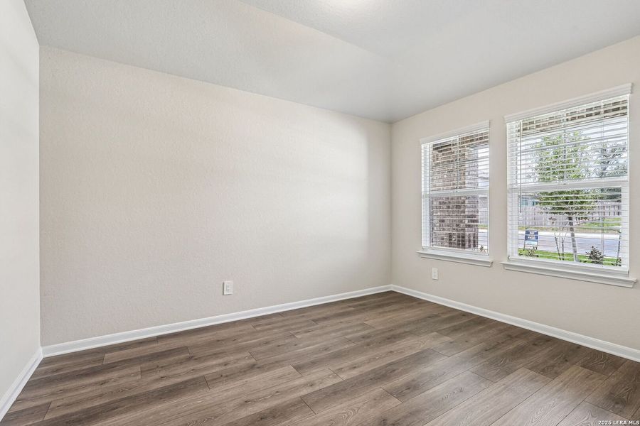 Spacious, unfurnished interior of a new home in Thomas Pond, San Antonio (Image 30). Spacious, unfurnished interior of a new home in Thomas Pond, San Antonio (Image 30).