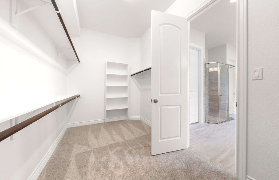 Representative unfurnished interior of a home built from the 3070AU by Ravenna Homes in Audubon 60′, Magnolia (Image 36).