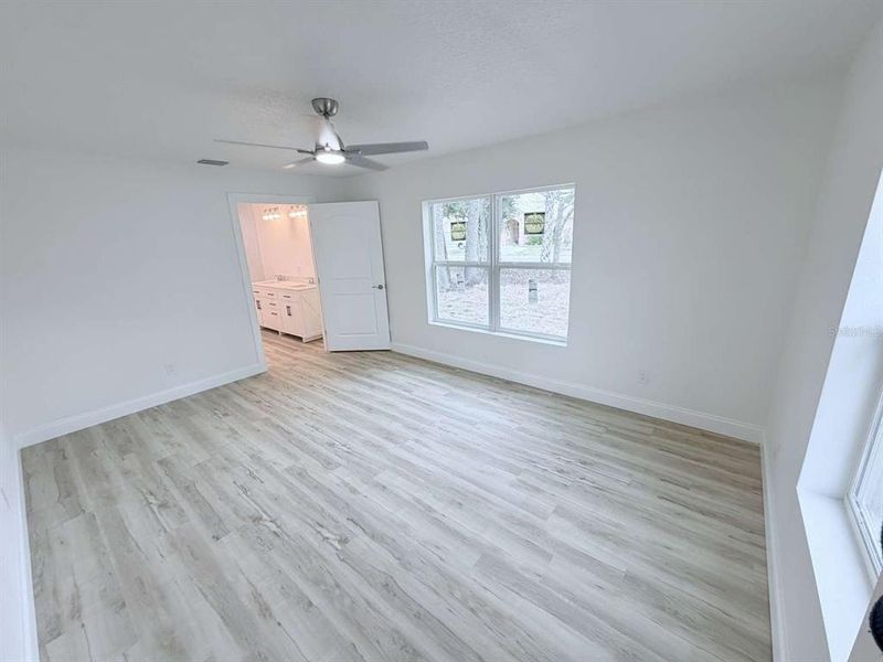 Spacious, unfurnished interior of a new home in , Palm Coast (Image 15).