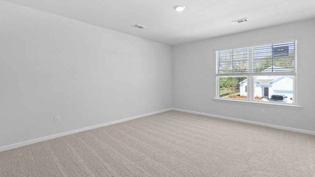 Spacious, unfurnished interior of a new home in Lakeview at Kitfield, Moncks Corner (Image 38).