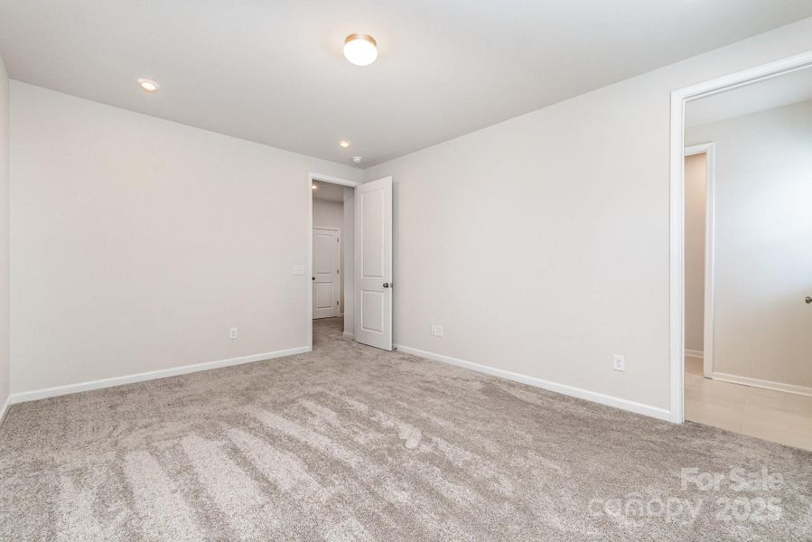 Spacious, unfurnished interior of a new home in , Charlotte (Image 23).