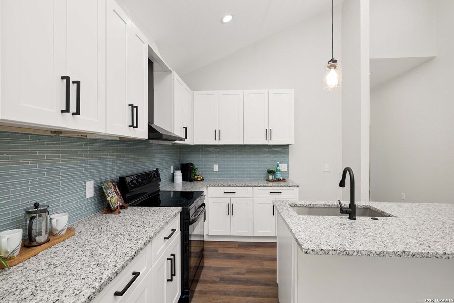 Furnished interior view inside a new home in , Canyon Lake (Image 6).