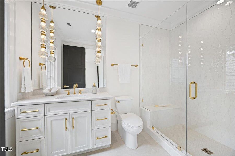 086-2A1A8431 086-2A1A8431