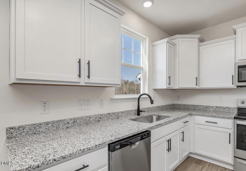 Staggered cabinetry Staggered cabinetry
