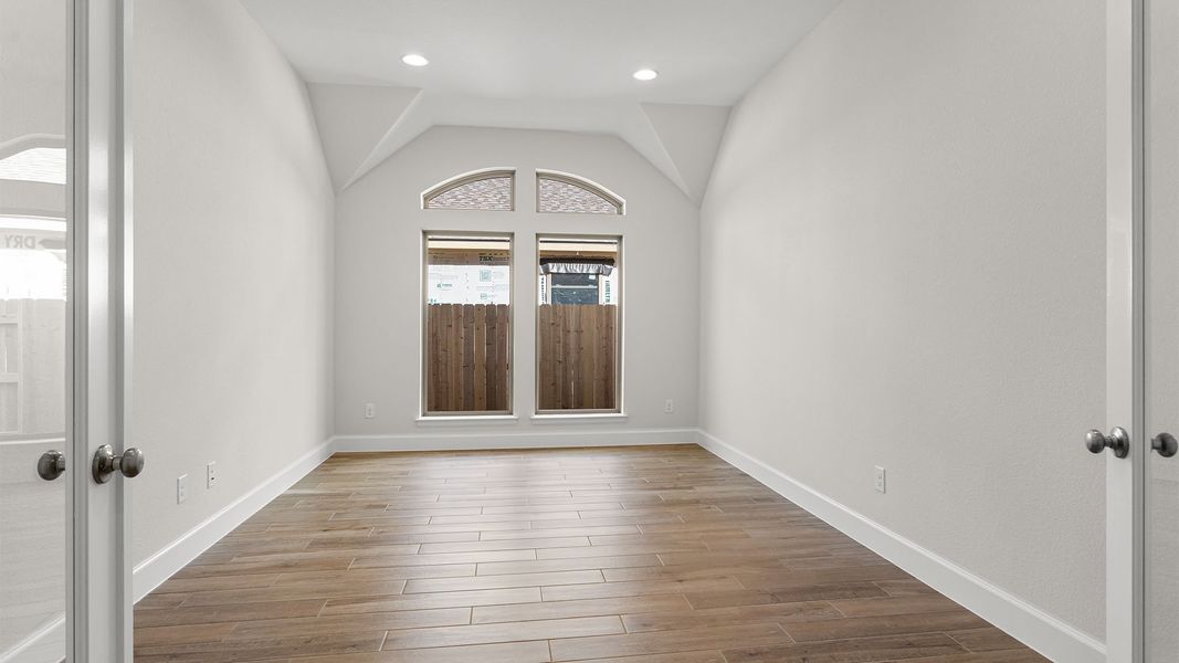 Spacious, unfurnished interior of a new home in Elyson, Katy (Image 45).