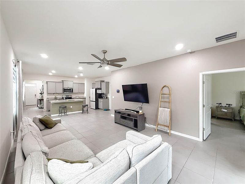 Furnished interior view inside a new home in Ocala Preserve, Ocala (Image 16). Furnished interior view inside a new home in Ocala Preserve, Ocala (Image 16).