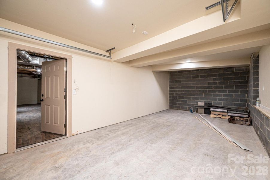 Image 26 of a home in .