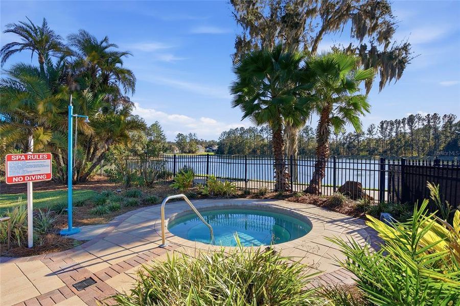 Community amenities in , Brooksville (Image 33).