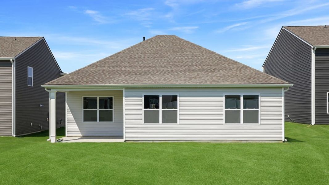 Representative exterior details of a home built from the Aria by D.R. Horton in Rocky River Ridge, Anderson (Image 3).