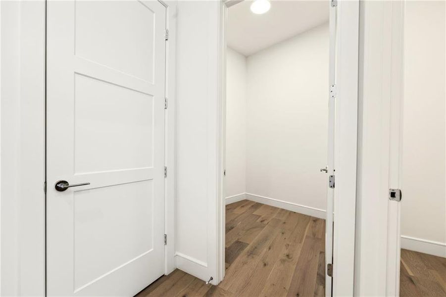 Spacious, unfurnished interior of a new home in The Dillon Buckhead, Atlanta (Image 25).