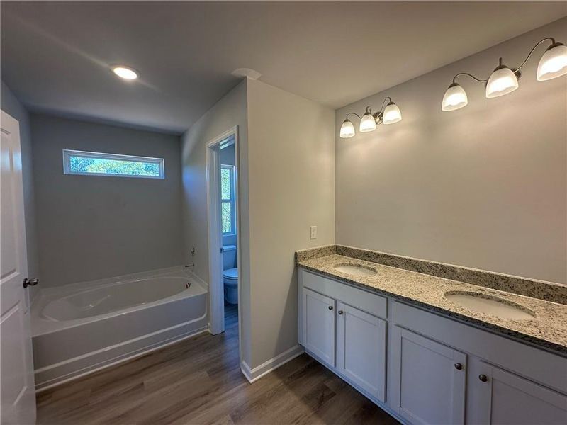 Furnished interior view inside a new home in , Dallas (Image 8).