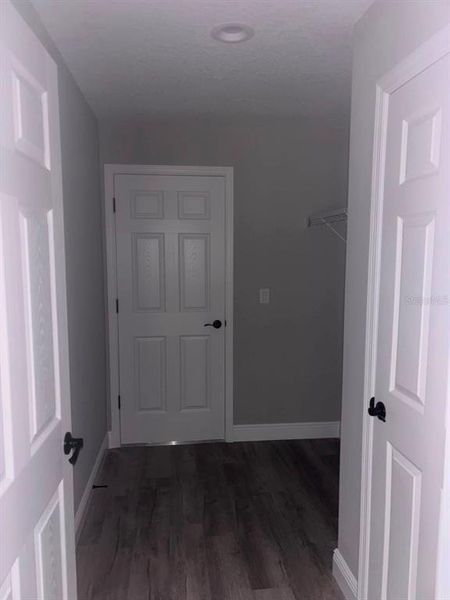 Spacious, unfurnished interior of a new home in , Dunnellon (Image 19).