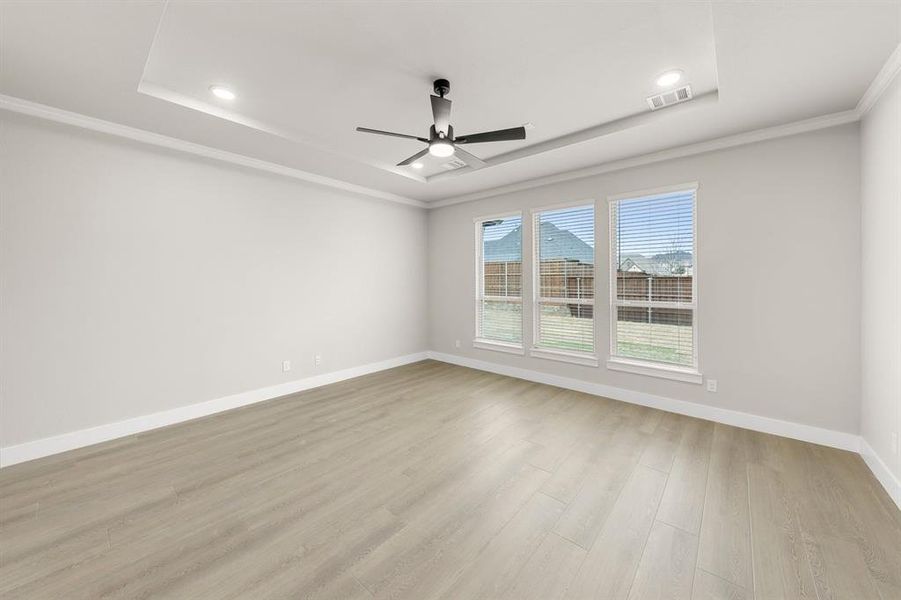 Spacious, unfurnished interior of a new home in Cambridge Estates - Harwood, Prosper (Image 20).