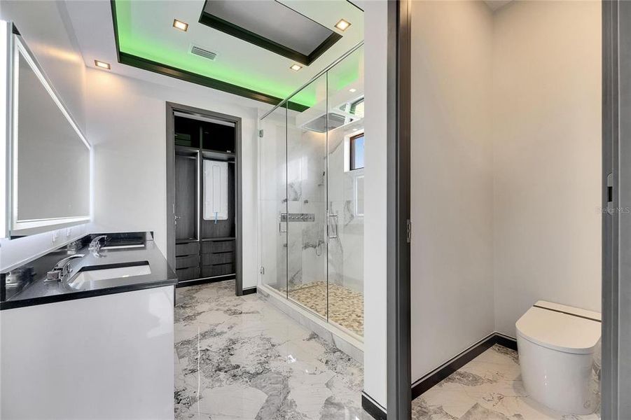 Furnished interior view inside a new home in , Apollo Beach (Image 19).