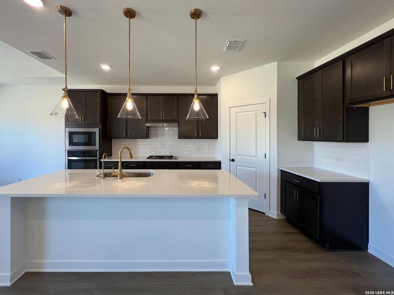 Furnished interior view inside a new home in Nopal Valley, San Antonio (Image 9). Furnished interior view inside a new home in Nopal Valley, San Antonio (Image 9).