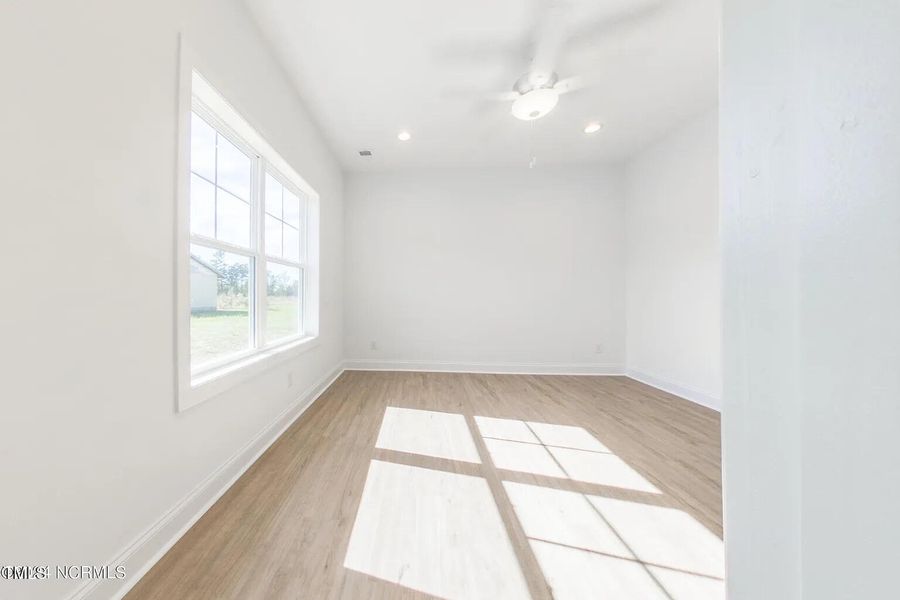 b32201981714987720f75c92ae3db00a-uncropp