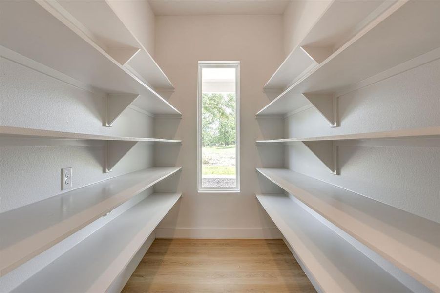 Spacious, unfurnished interior of a new home in , Sunset (Image 32).