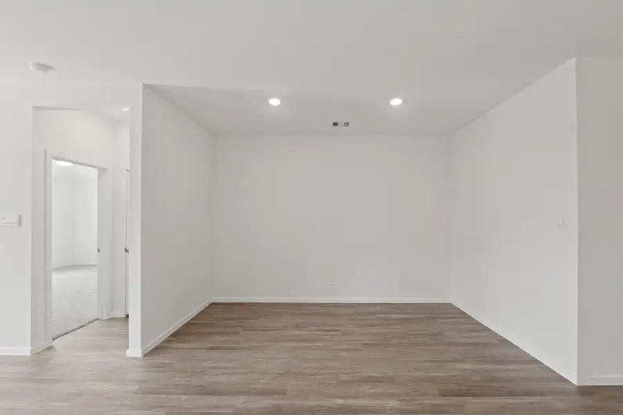 Spacious, unfurnished interior of a new home in Cypress Green, Hockley (Image 8).