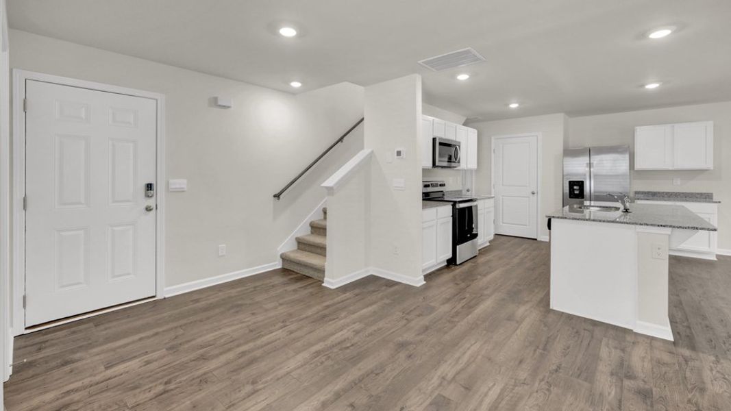 Image 20 of a home in Price's Point.