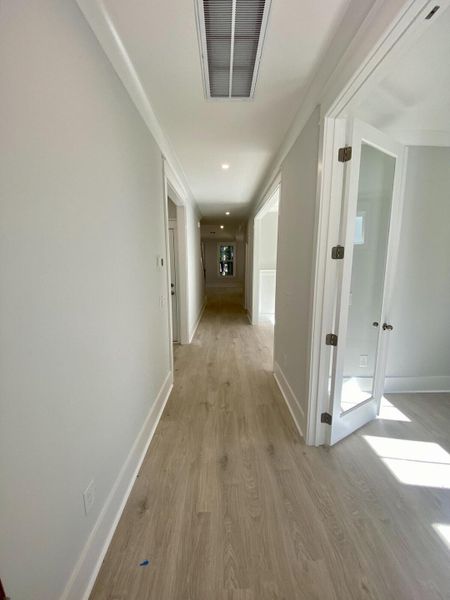 Spacious, unfurnished interior of a new home in Waterloo Estates, Johns Island (Image 30).