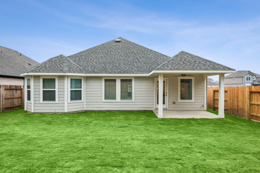 Exterior details and patio area of a home in Sorella, Tomball (Image 26).