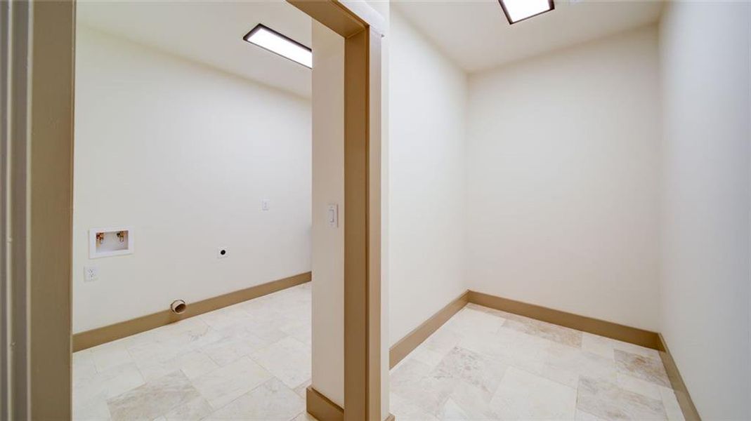 Spacious, unfurnished interior of a new home in , Dawsonville (Image 24). Spacious, unfurnished interior of a new home in , Dawsonville (Image 24).